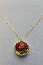 Load image into Gallery viewer, Pressed Flower Necklace for Nature Lover
