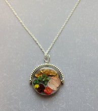 Load image into Gallery viewer, Pressed Flower Necklace for Nature Lover
