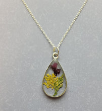 Load image into Gallery viewer, Pressed Flower Necklace for Nature Lover
