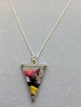 Load image into Gallery viewer, Pressed Flower Necklace for Nature Lover
