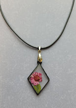 Load image into Gallery viewer, Pressed Flower Necklace for Nature Lover
