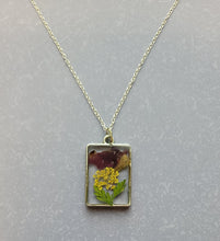 Load image into Gallery viewer, Pressed Flower Necklace for Nature Lover
