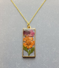 Load image into Gallery viewer, Pressed Flower Necklace for Nature Lover
