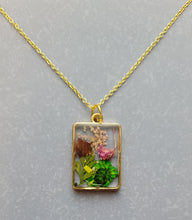 Load image into Gallery viewer, Pressed Flower Necklace for Nature Lover
