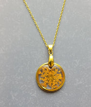 Load image into Gallery viewer, Pressed Flower Necklace for Nature Lover
