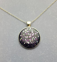 Load image into Gallery viewer, Heart and Circle Resin Necklaces
