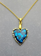 Load image into Gallery viewer, Heart and Circle Resin Necklaces
