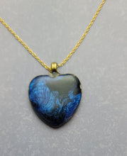 Load image into Gallery viewer, Heart and Circle Resin Necklaces
