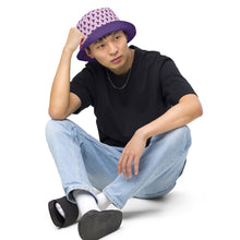 Load image into Gallery viewer, Purple and inside patterned Reversible bucket hat
